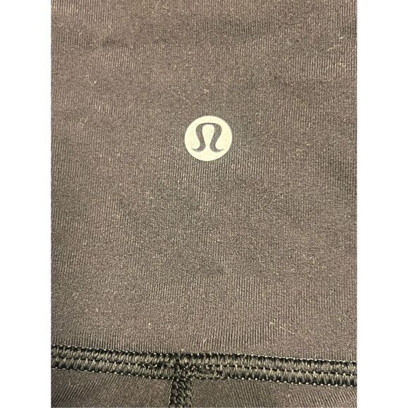 Lululemon run a marathon crop black leggings woman’s 6 power luxtreme - Picture 5 of 5